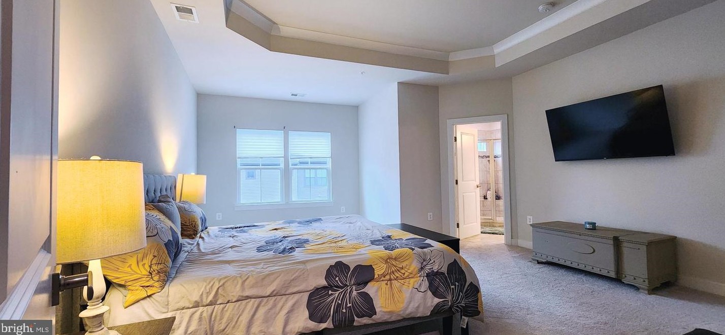 14077 Sunrise Vly Dr, Herndon VA 20191-3301 exterior