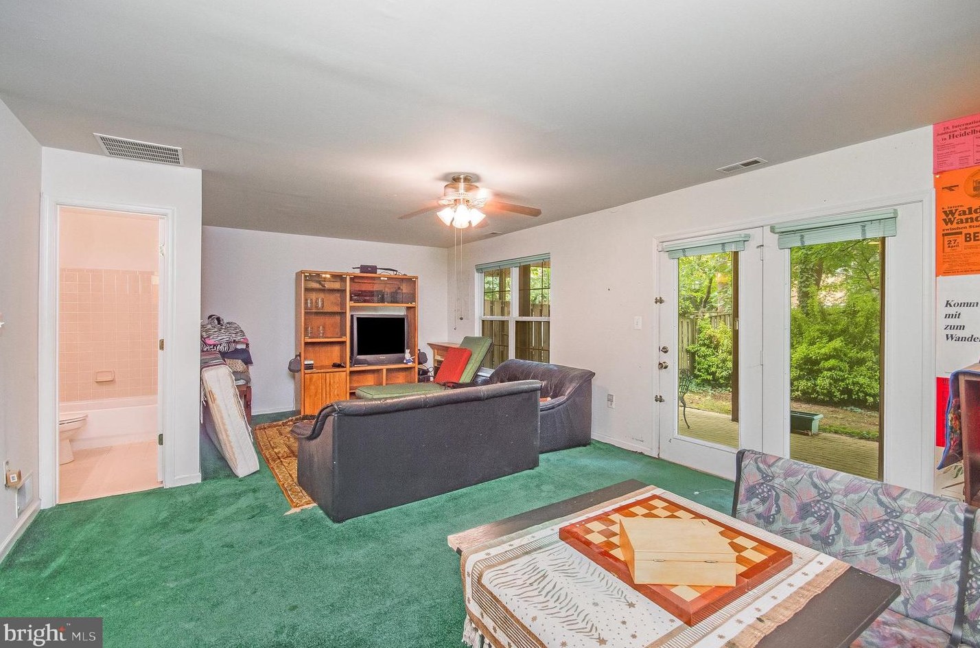 6324 Franconia Commons Dr, Alexandria VA 22310-2545 exterior