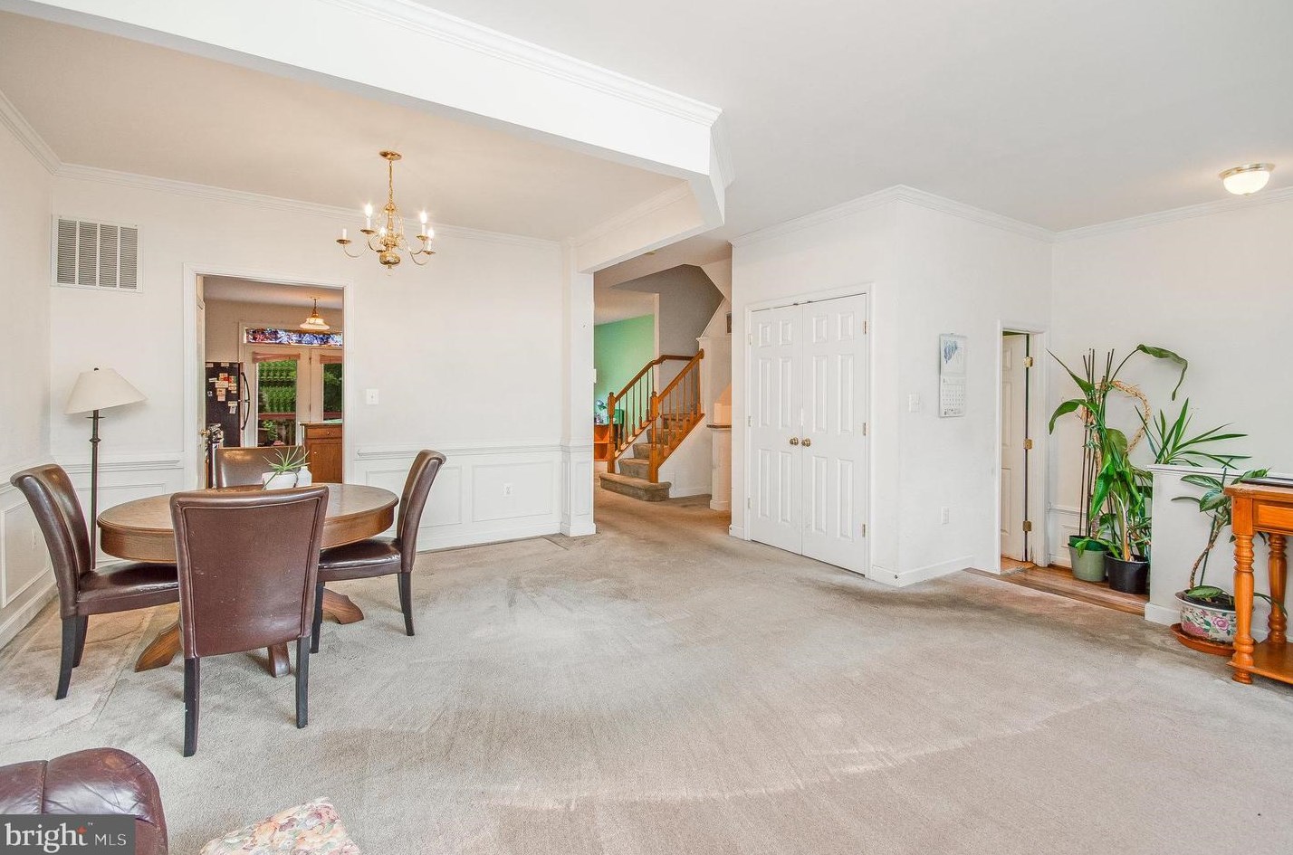 6324 Franconia Commons Dr, Alexandria VA 22310-2545 exterior