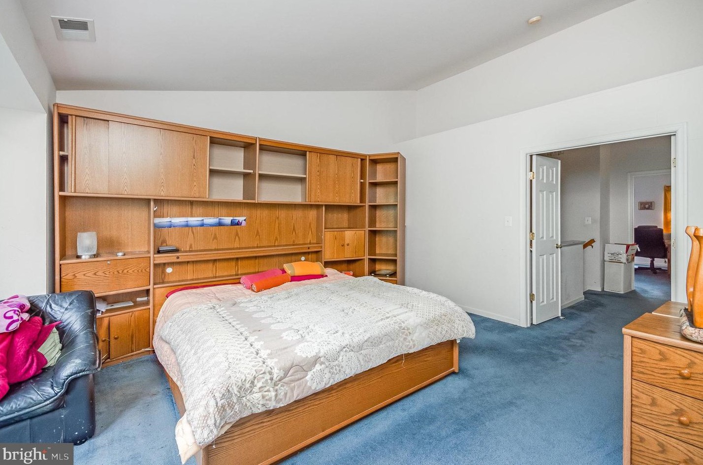 6324 Franconia Commons Dr, Alexandria VA 22310-2545 exterior