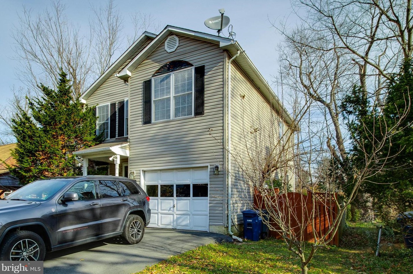 3507 Gordon St, Falls Church VA  22041-1903 exterior