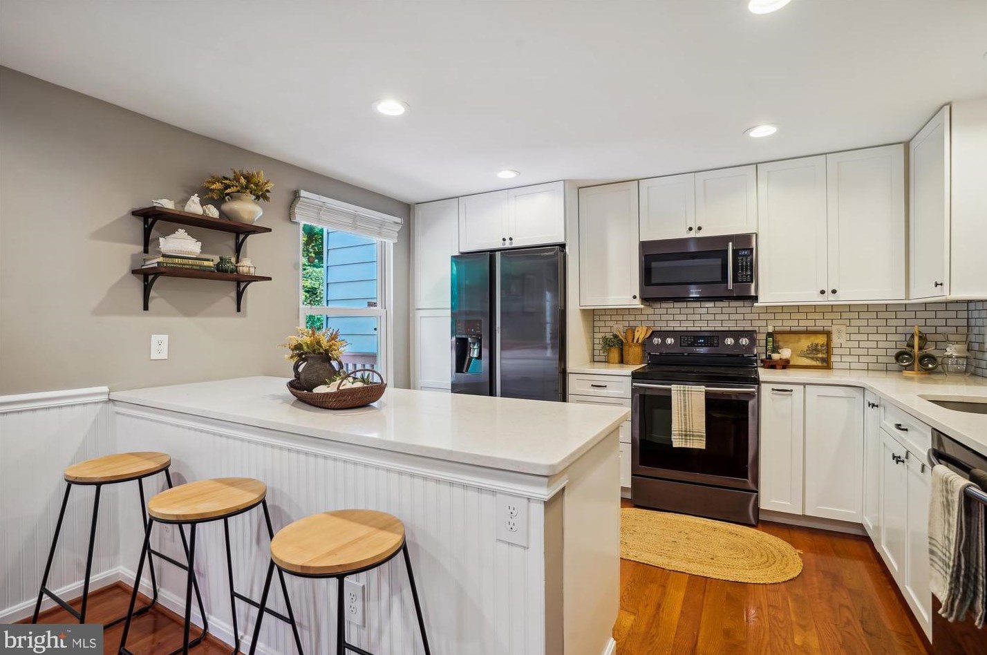 6507 Field Master Dr, Springfield VA  22152-2150 exterior
