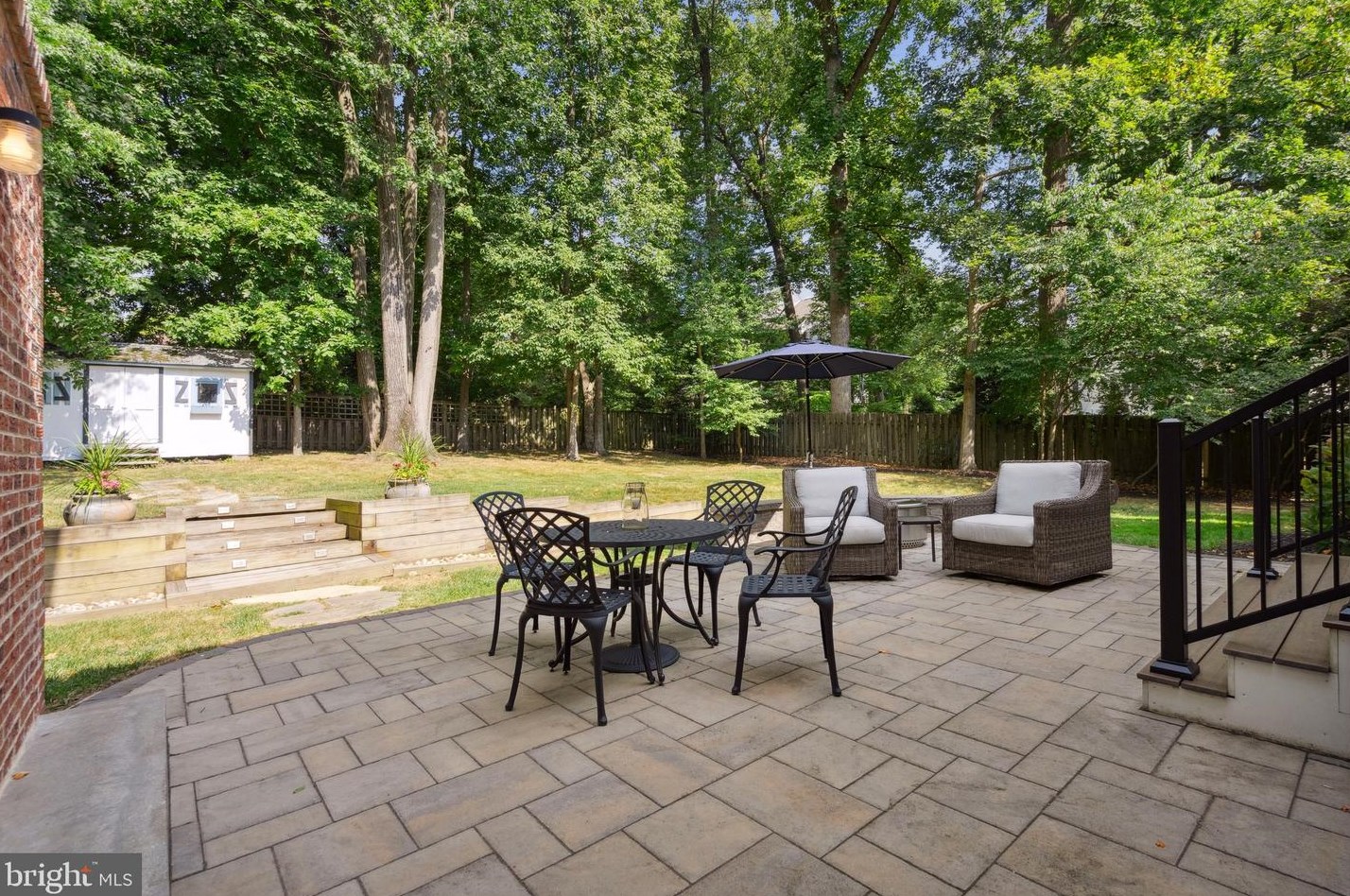 7126 Carol Ln, Falls Church VA  22042-3714 exterior