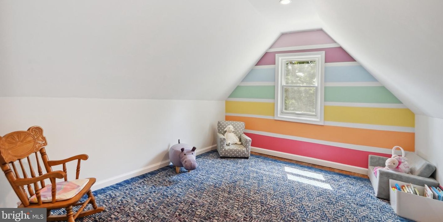 7126 Carol Ln, Falls Church VA  22042-3714 exterior