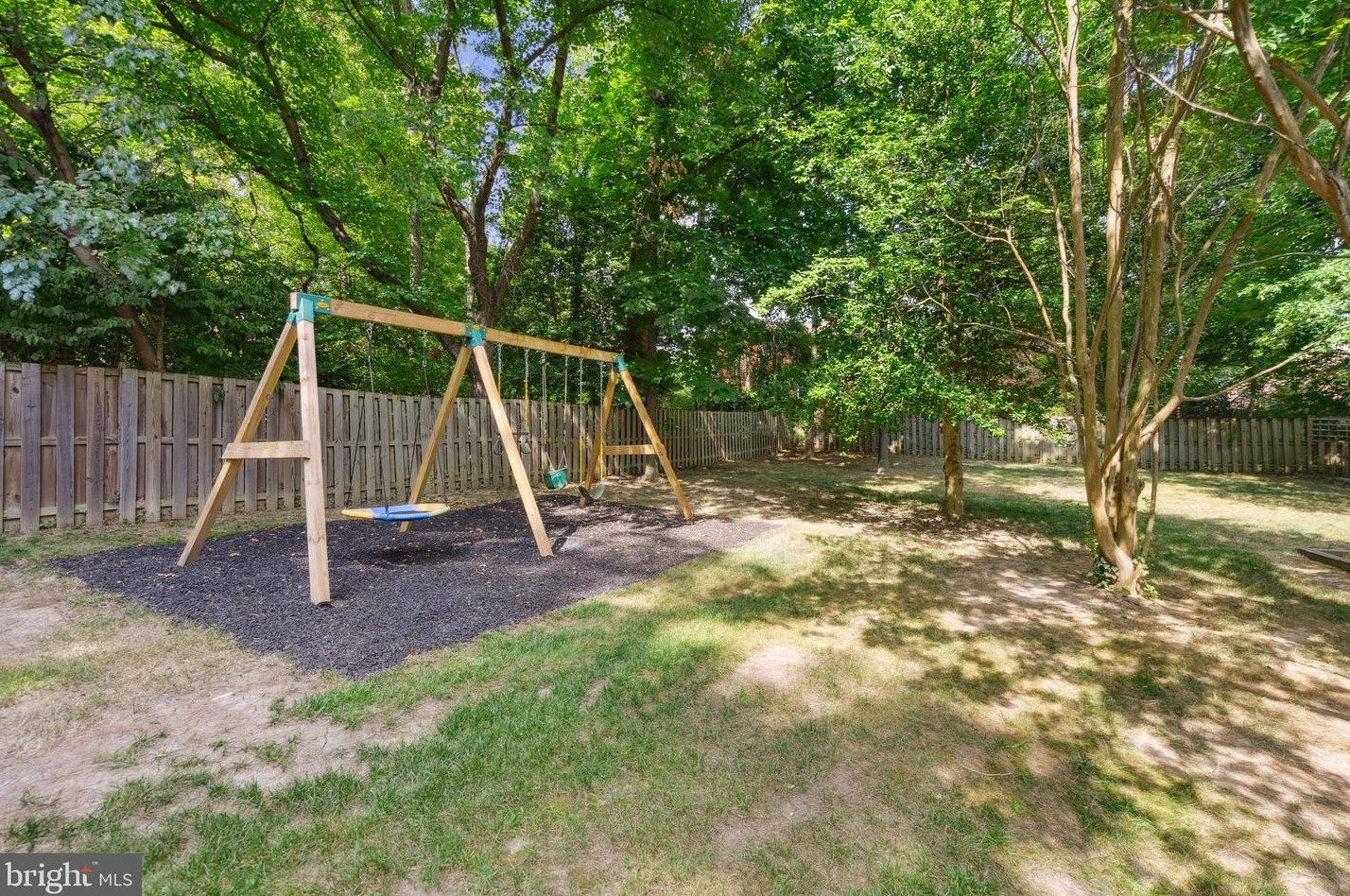 7126 Carol Ln, Falls Church VA  22042-3714 exterior
