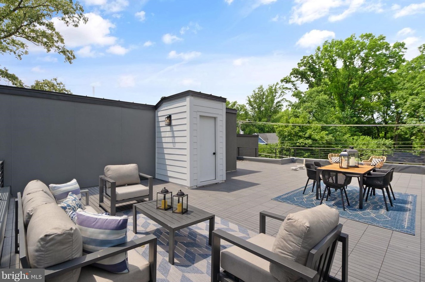 132 Kingsley Rd, Vienna VA  22180-6501 exterior