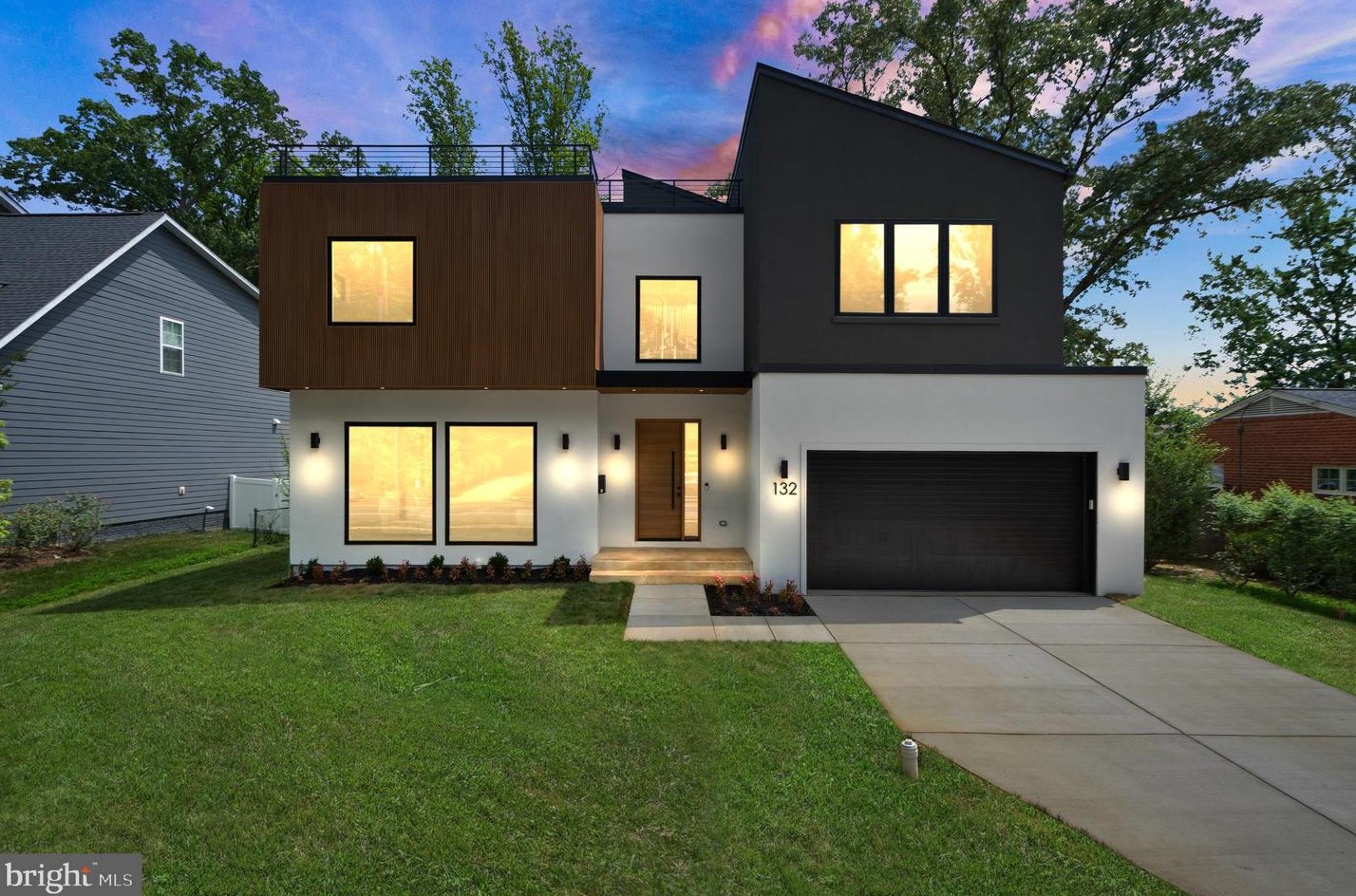 132 Kingsley Rd, Vienna VA  22180-6501 exterior