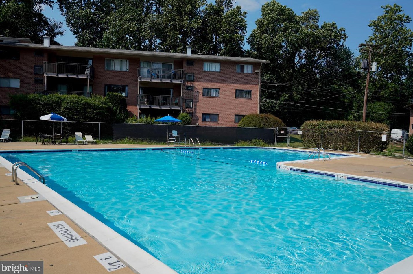 7336 Lee Hwy, Falls Church VA  22046-7324 exterior
