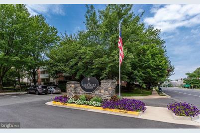 1504 Lincoln Way #102, McLean, VA 22102 - Photo 1