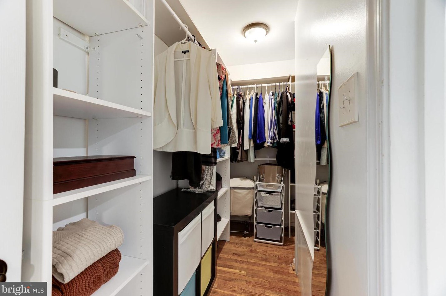 11721 Shore Dr, Herndon VA  20190-4506 exterior