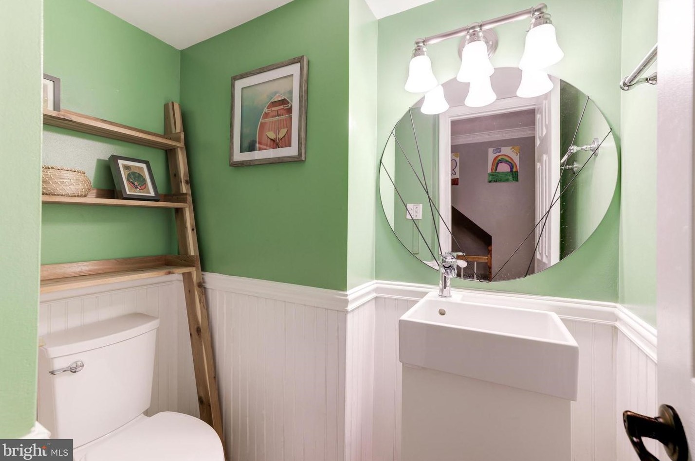 11721 Shore Dr, Herndon VA  20190-4506 exterior