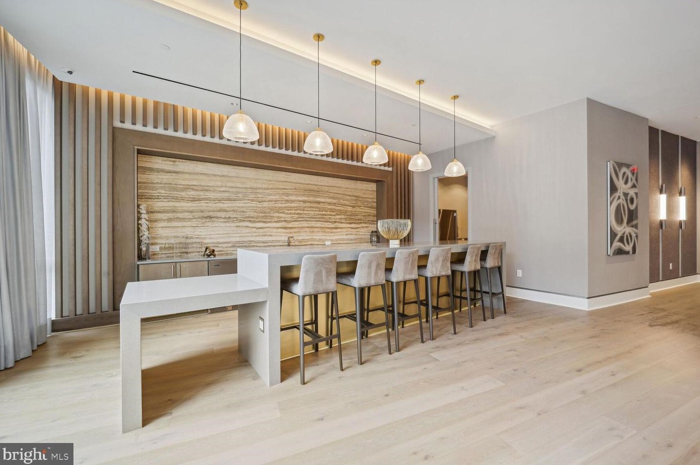 7887 Jones Branch Dr, Mc Lean VA  22102 exterior