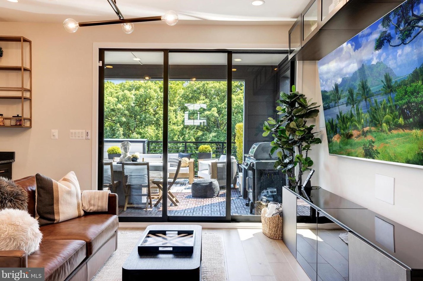 11732 Sunrise Valley Dr, Herndon VA  20191-1403 exterior