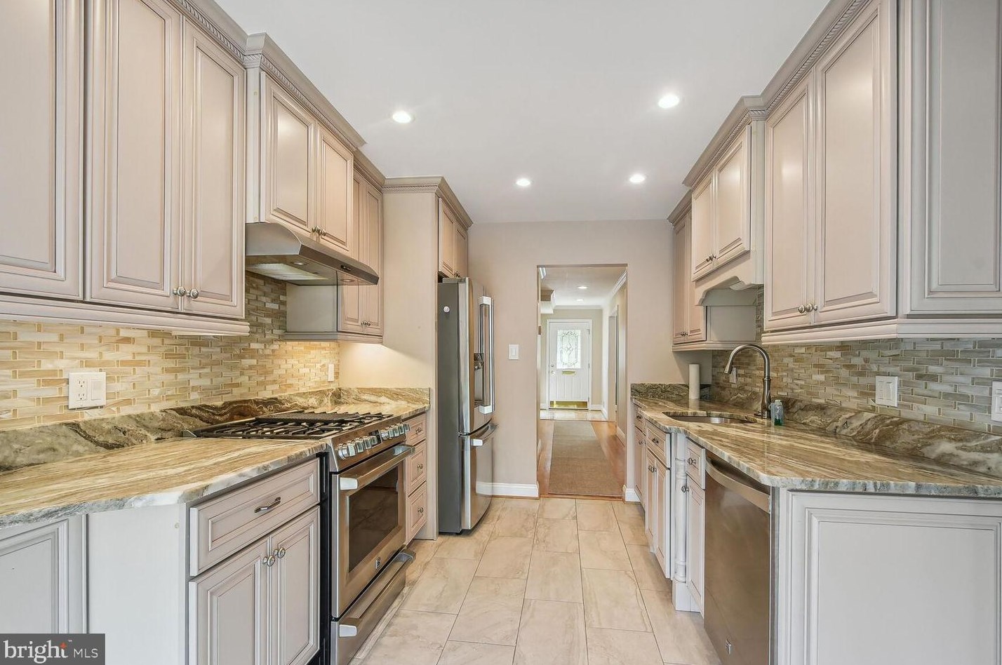 7333 Eldorado St, Mc Lean VA  22102-2933 exterior