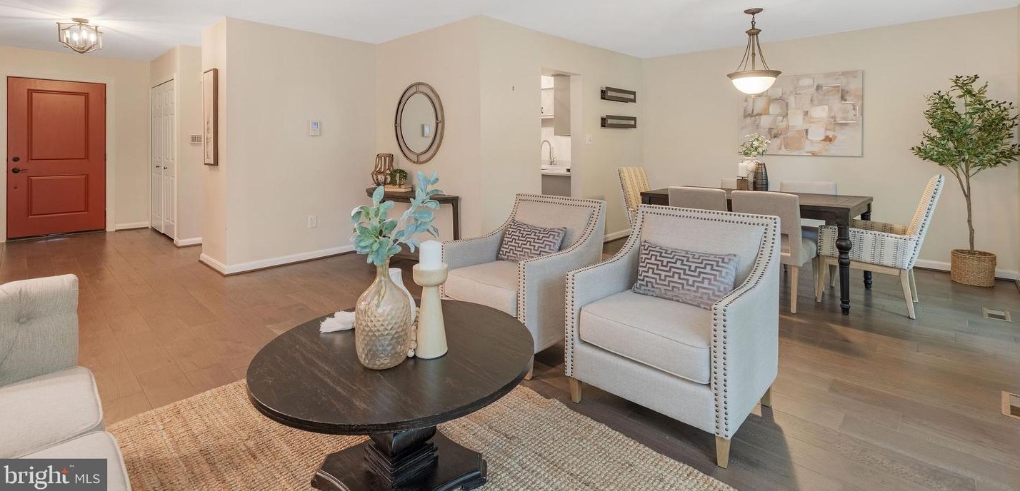 8609 Etta Dr, Springfield VA 22152-2706 exterior