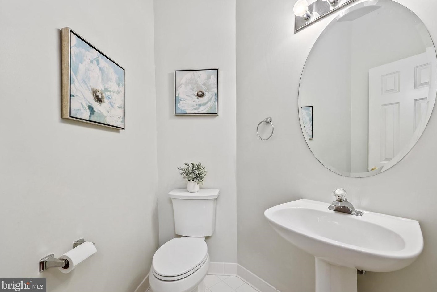 6329 Franconia Commons Dr, Alexandria VA 22310-2568 exterior