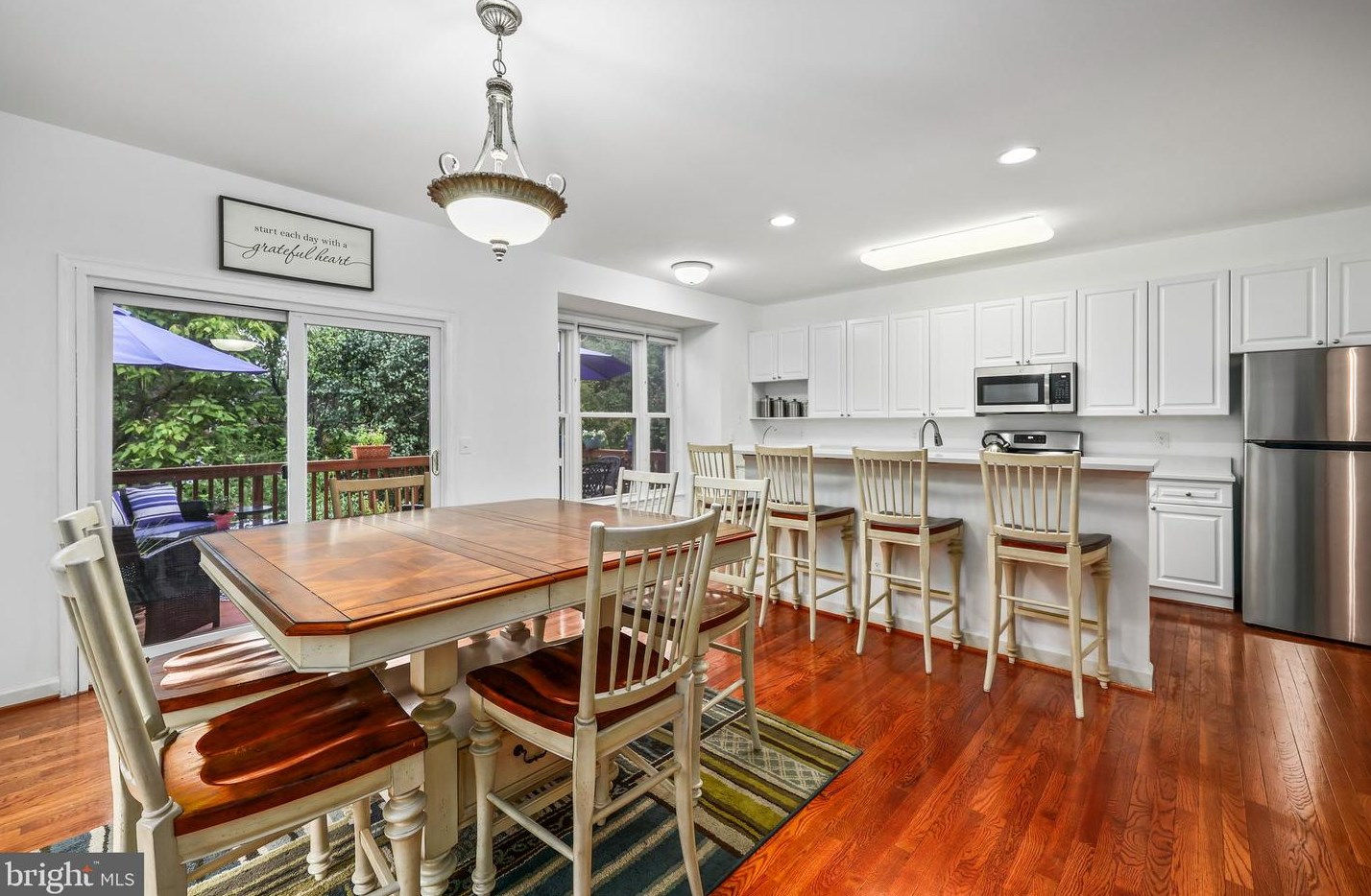 6329 Franconia Commons Dr, Alexandria VA 22310-2568 exterior