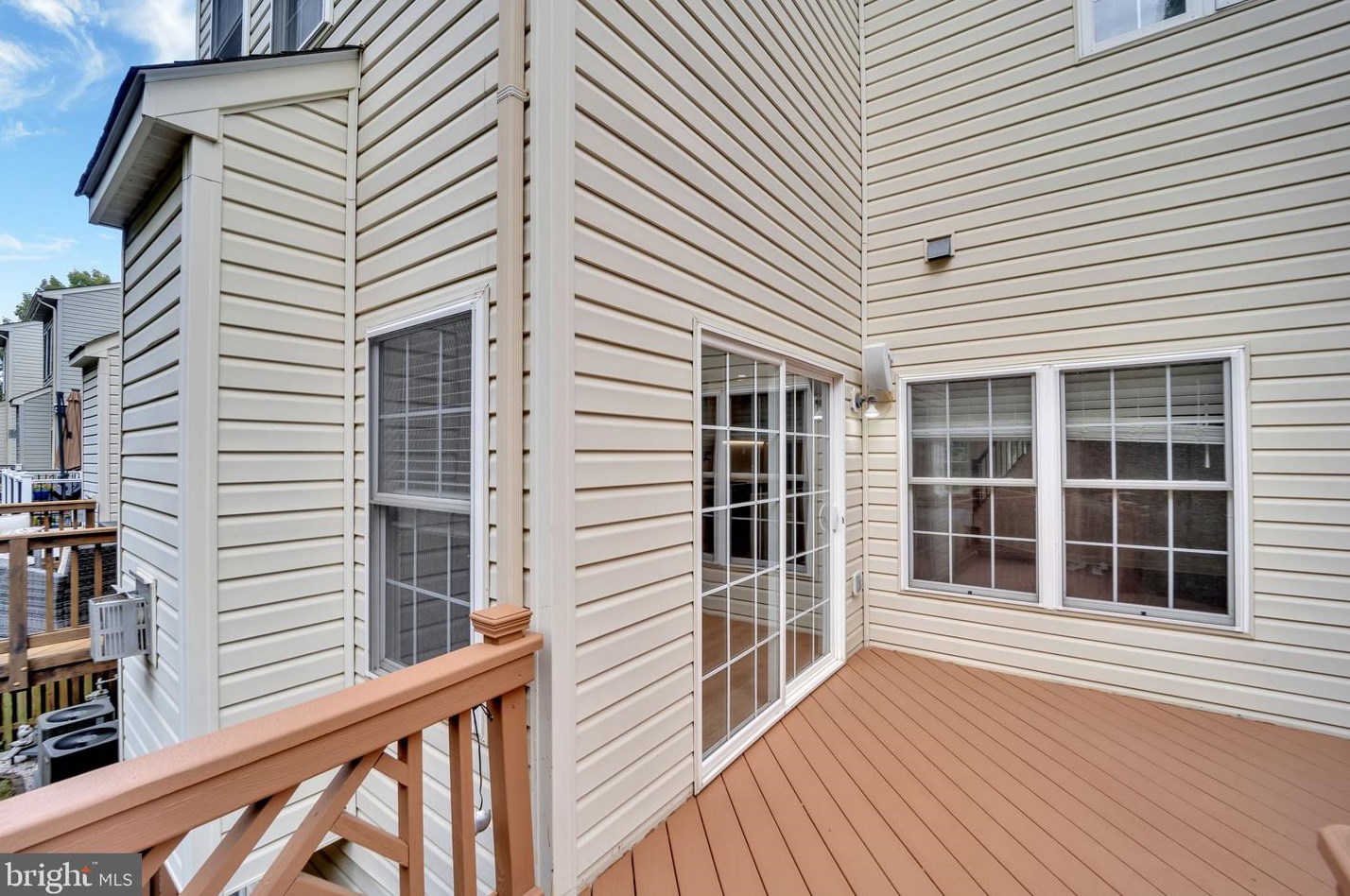 3814 Elmwood Towne Way, Alexandria VA  22303-1161 exterior