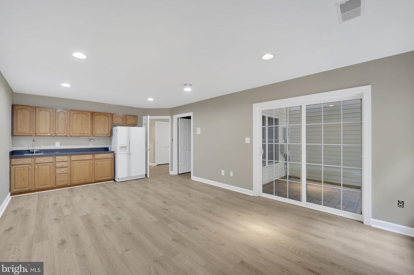 3814 Elmwood Towne Way, Alexandria VA  22303-1161 exterior