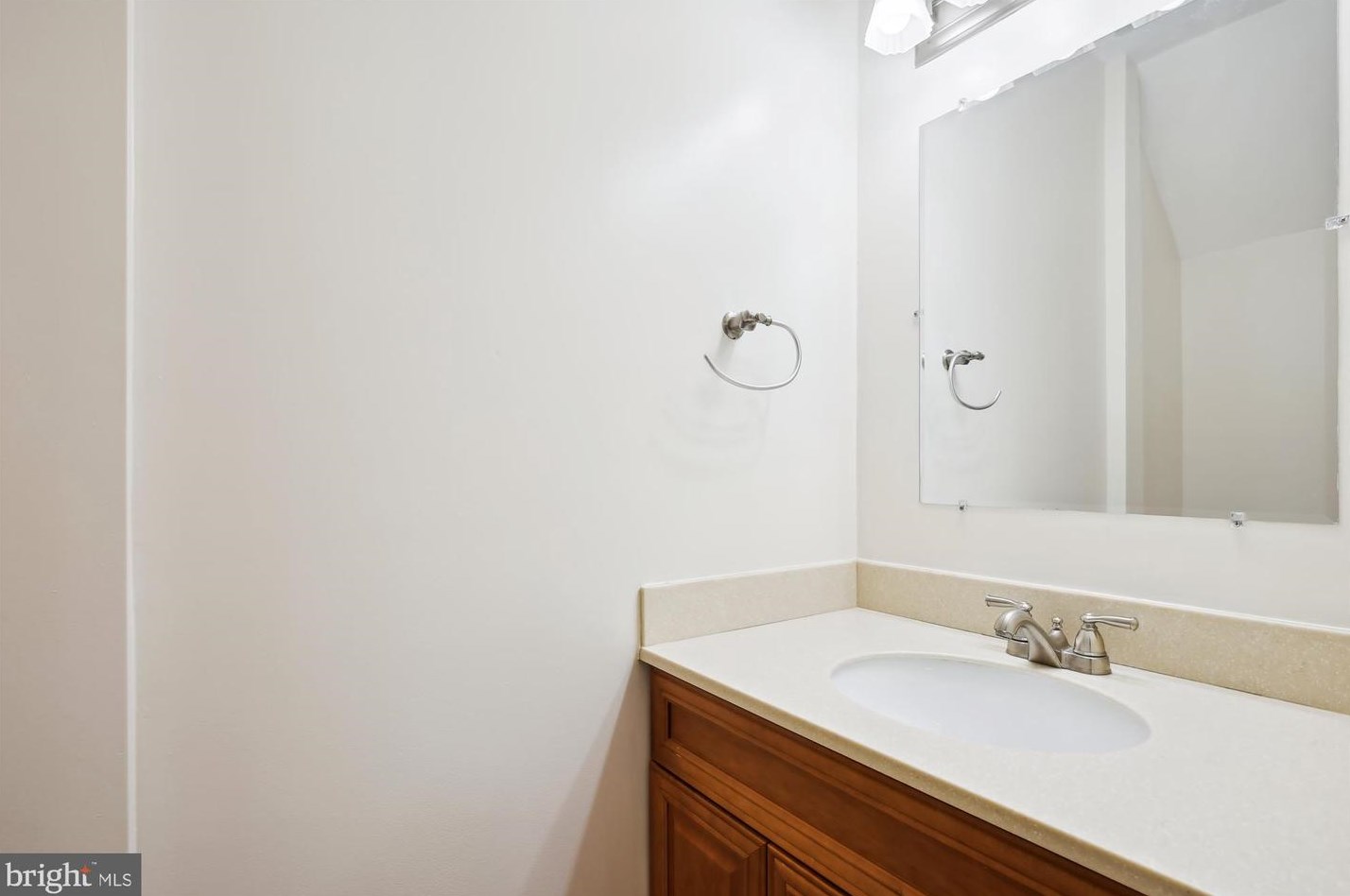 4794 Gainsborough Dr, Fairfax VA 22032-2313 exterior