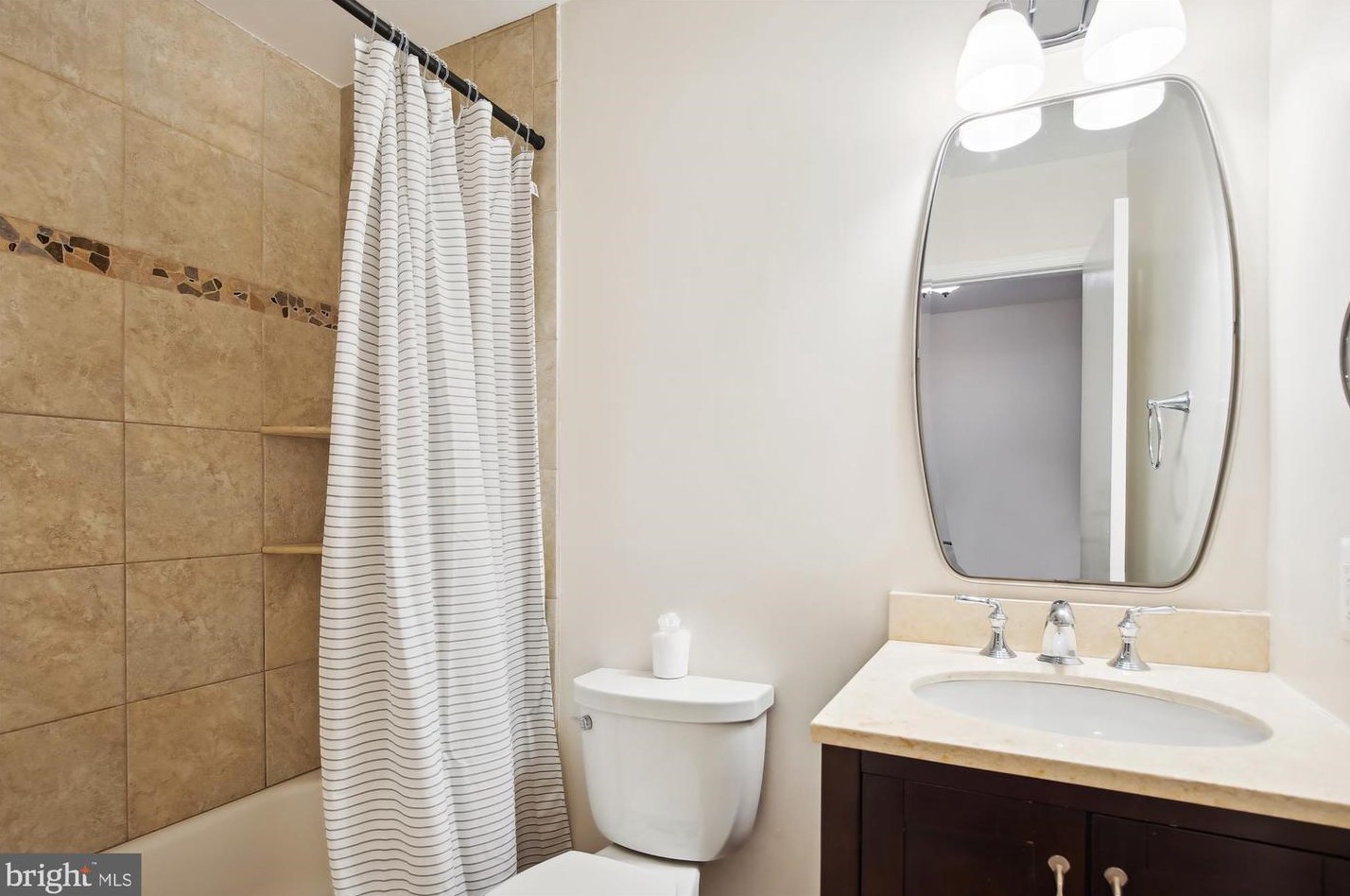 4794 Gainsborough Dr, Fairfax VA 22032-2313 exterior