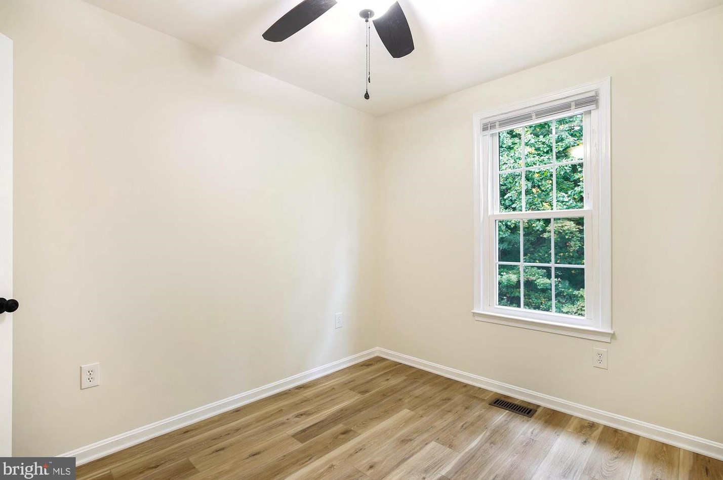 4794 Gainsborough Dr, Fairfax VA 22032-2313 exterior