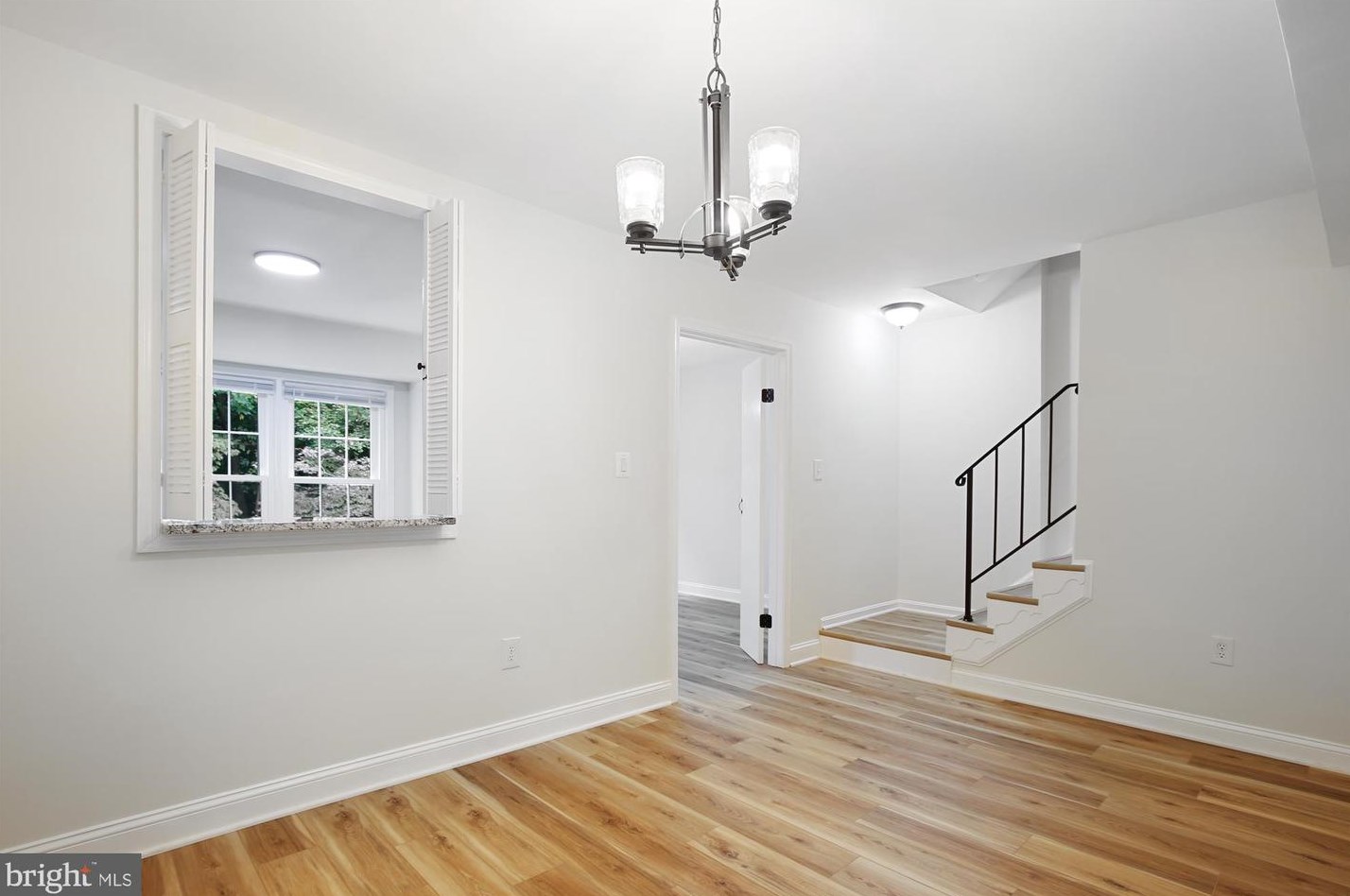 4794 Gainsborough Dr, Fairfax VA 22032-2313 exterior