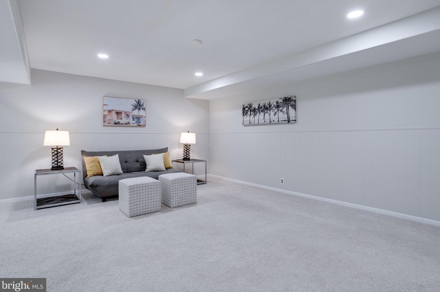 5707 Oak Leather Dr, Springfield VA  22015-2315 exterior