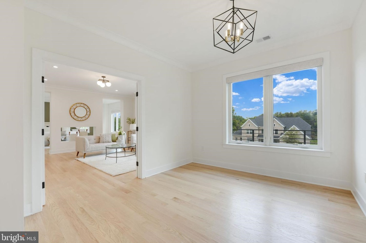 828 Constellation Dr, Great Falls VA  22066-2501 exterior