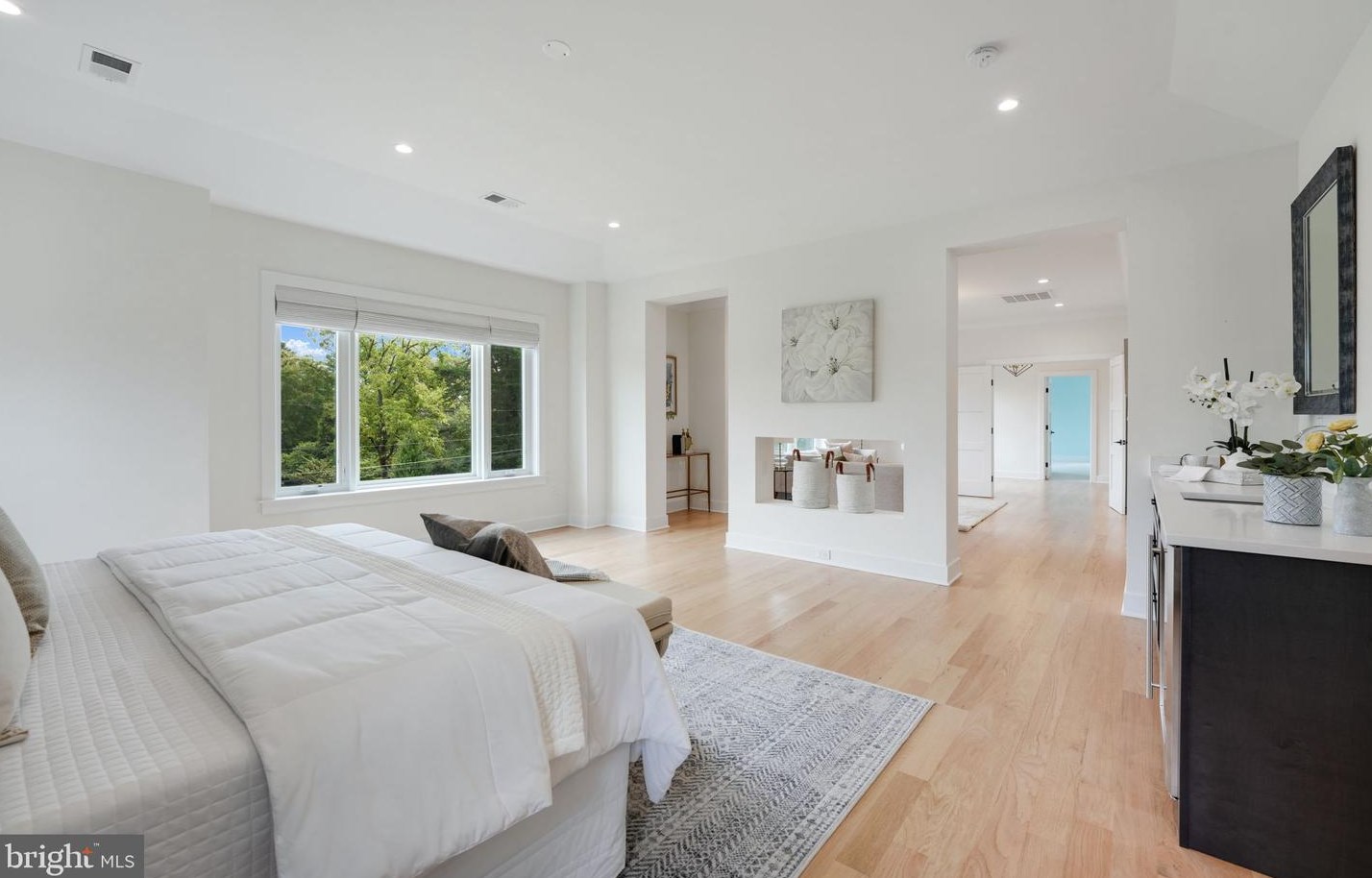 828 Constellation Dr, Great Falls VA  22066-2501 exterior