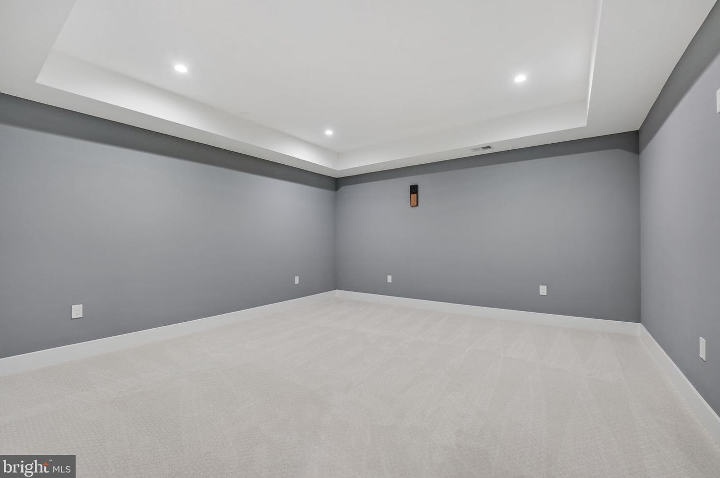 828 Constellation Dr, Great Falls VA  22066-2501 exterior