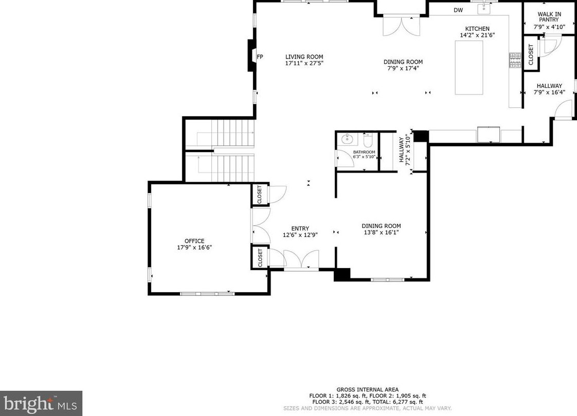 828 Constellation Dr, Great Falls VA  22066-2501 exterior