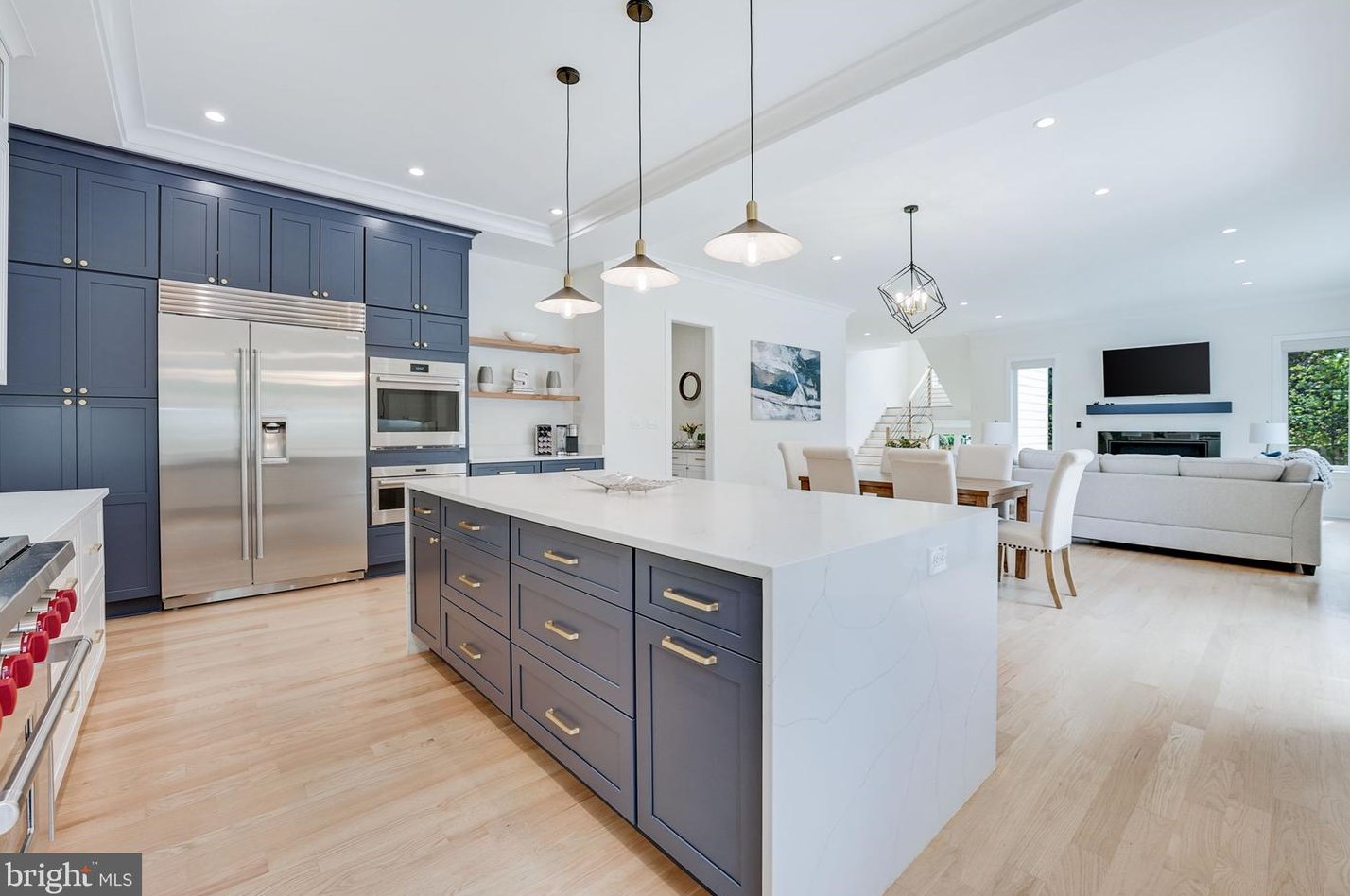 828 Constellation Dr, Great Falls VA  22066-2501 exterior