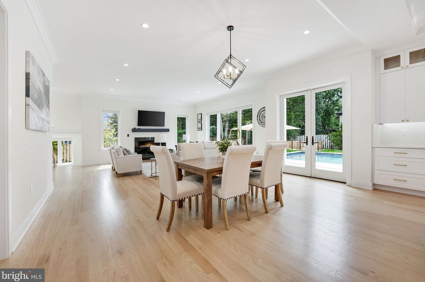 828 Constellation Dr, Great Falls VA  22066-2501 exterior