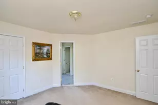 7801 Ridgewood Dr, Annandale, VA 22003 - Photo 37