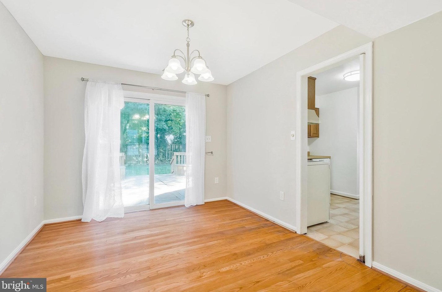 1634 La Salle Ave, Mc Lean VA  22102-2918 exterior