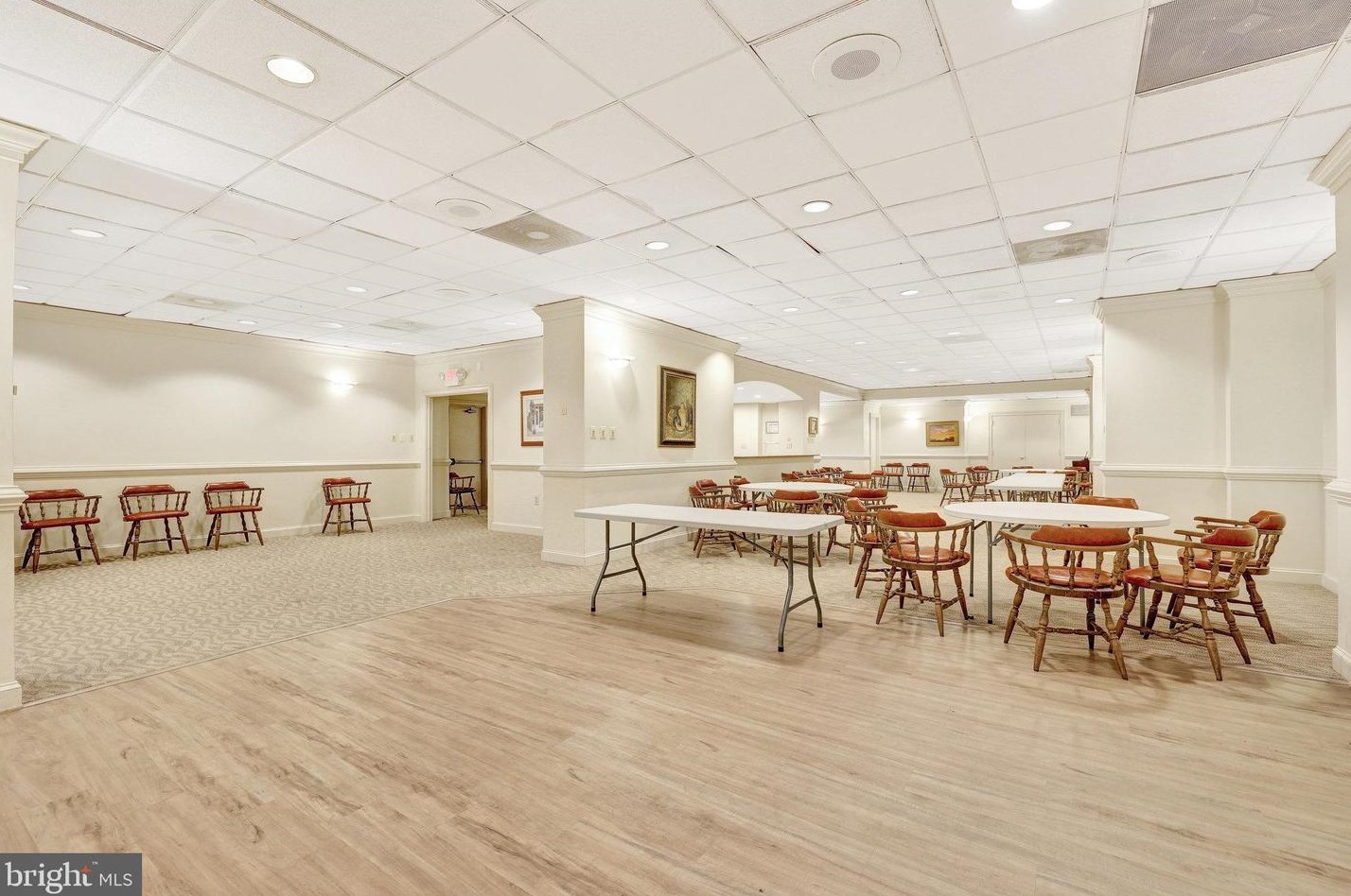 1800 Old Meadow Rd, Mc Lean VA 22102-1899 exterior