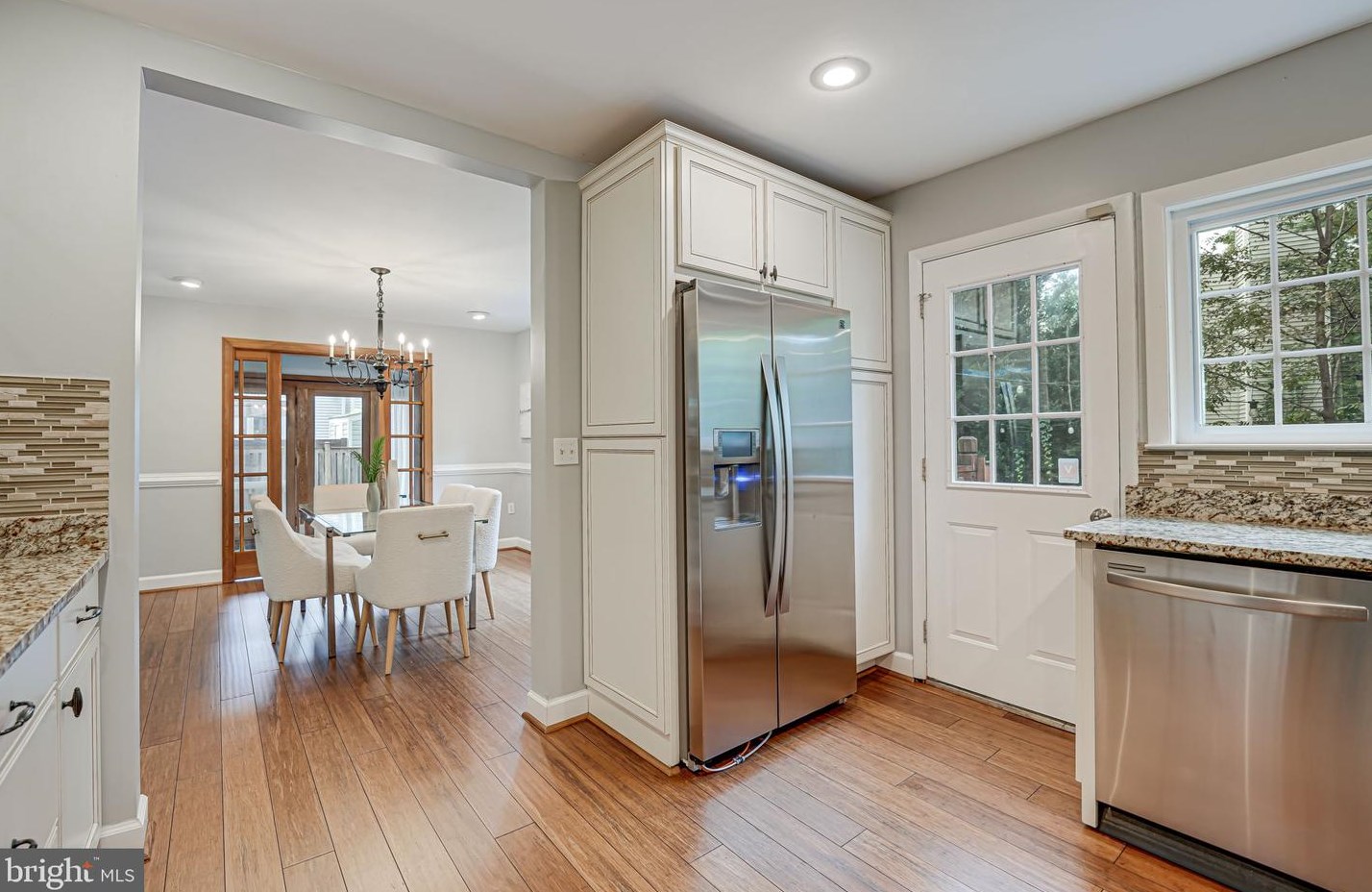 10315 Blake Ln, Vienna VA 22124-2632 exterior