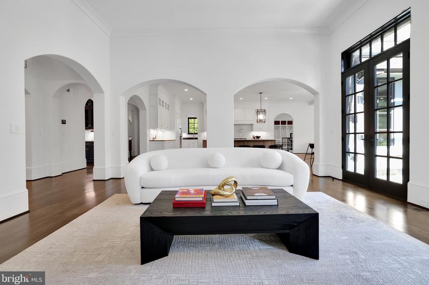 1418 Kirby Rd, Mc Lean VA 22101-3201 exterior