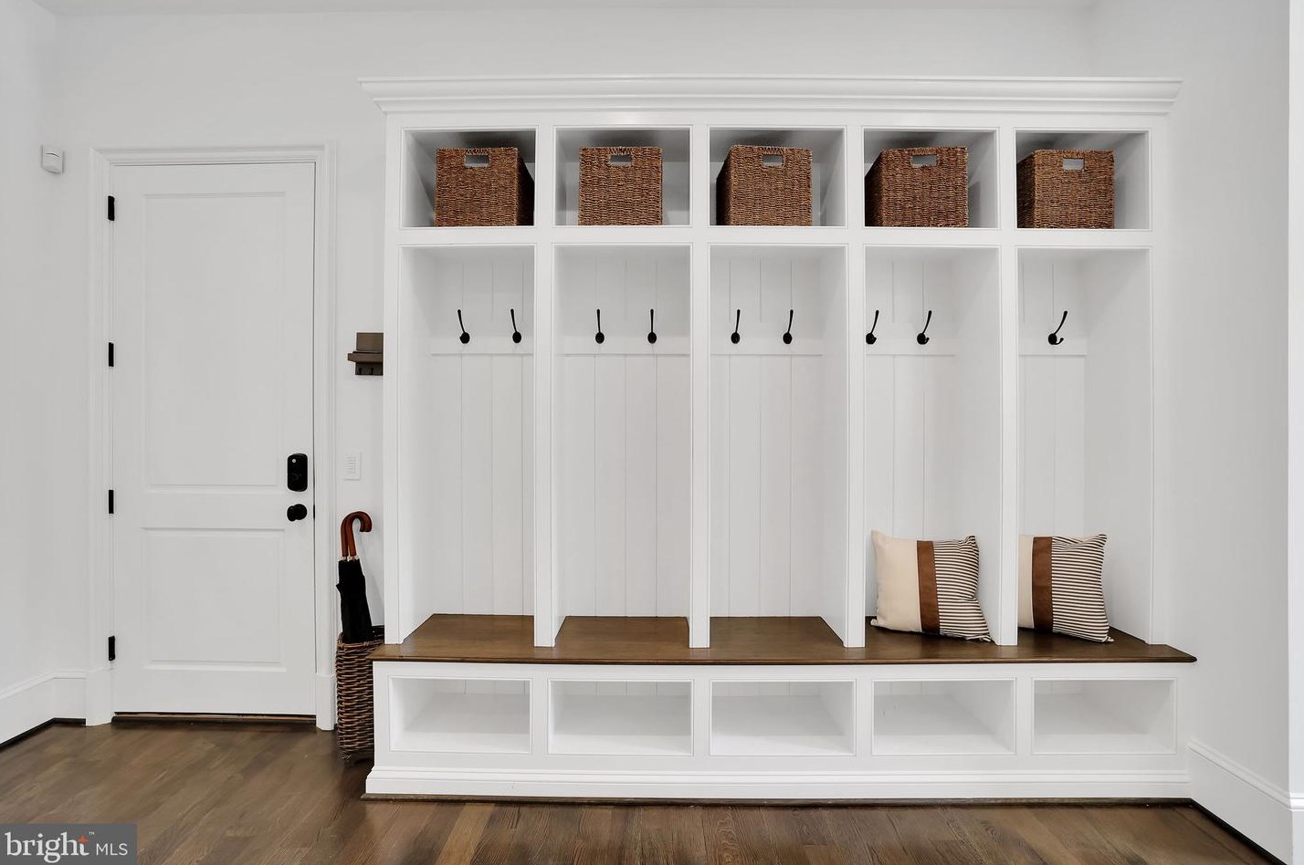 1418 Kirby Rd, Mc Lean VA 22101-3201 exterior