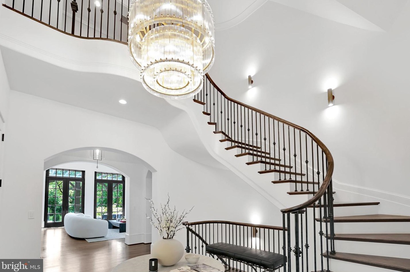 1418 Kirby Rd, Mc Lean VA 22101-3201 exterior