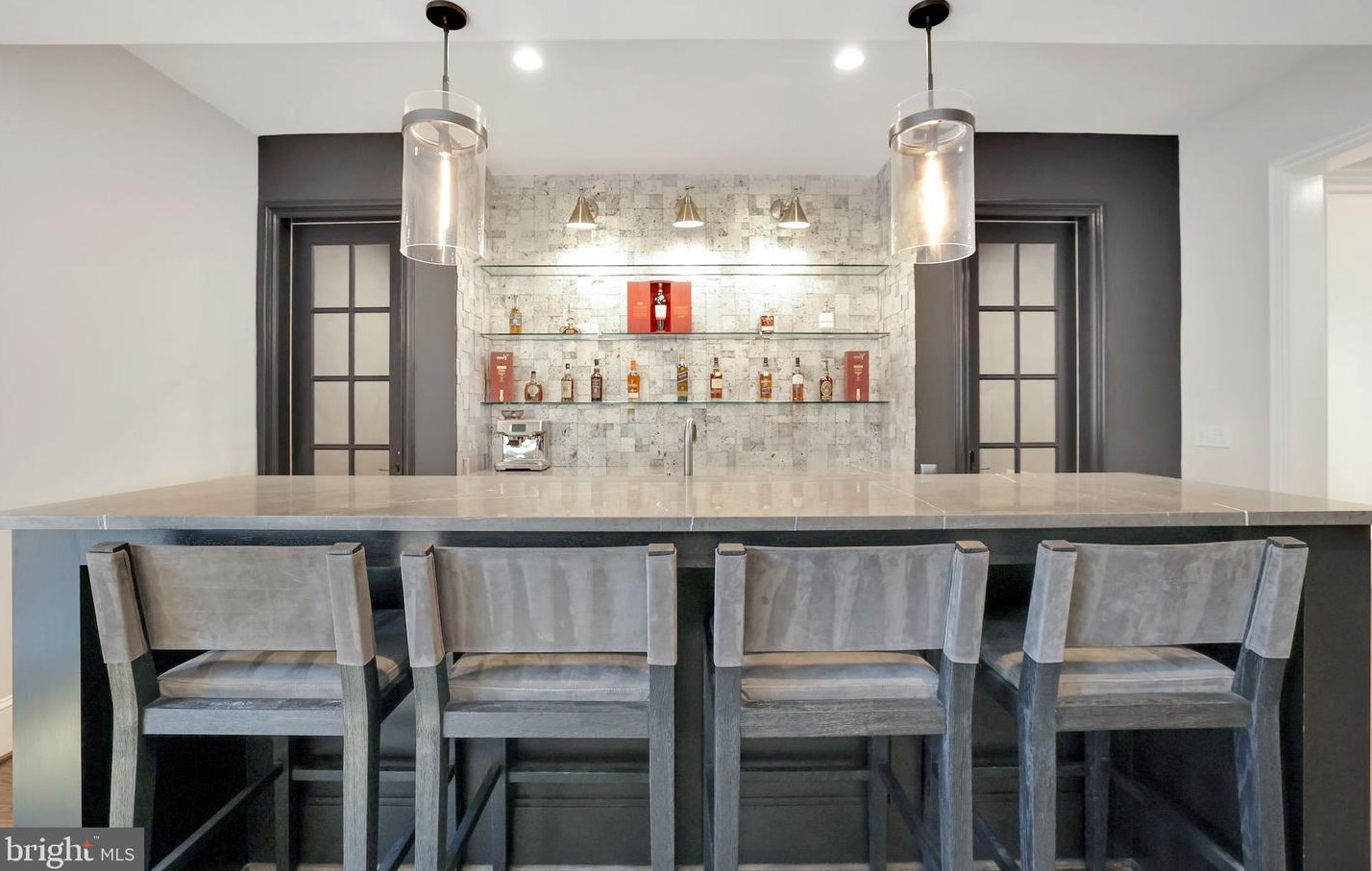 1418 Kirby Rd, Mc Lean VA 22101-3201 exterior