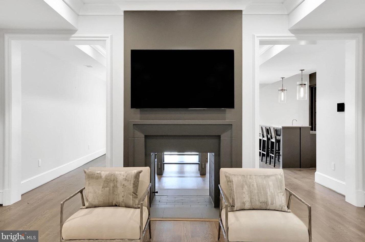 1418 Kirby Rd, Mc Lean VA 22101-3201 exterior