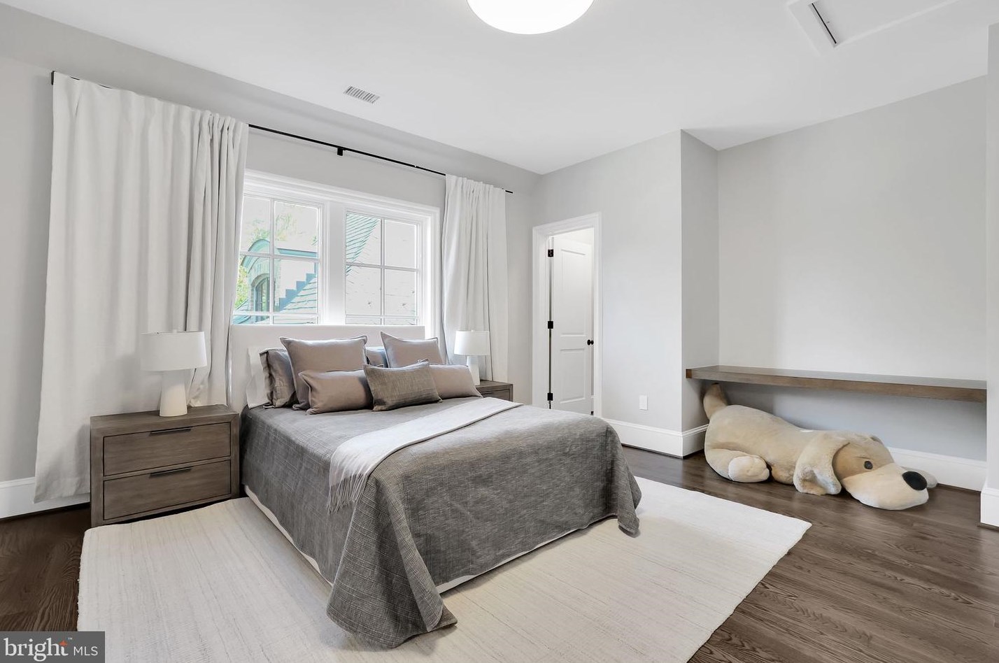 1418 Kirby Rd, Mc Lean VA 22101-3201 exterior