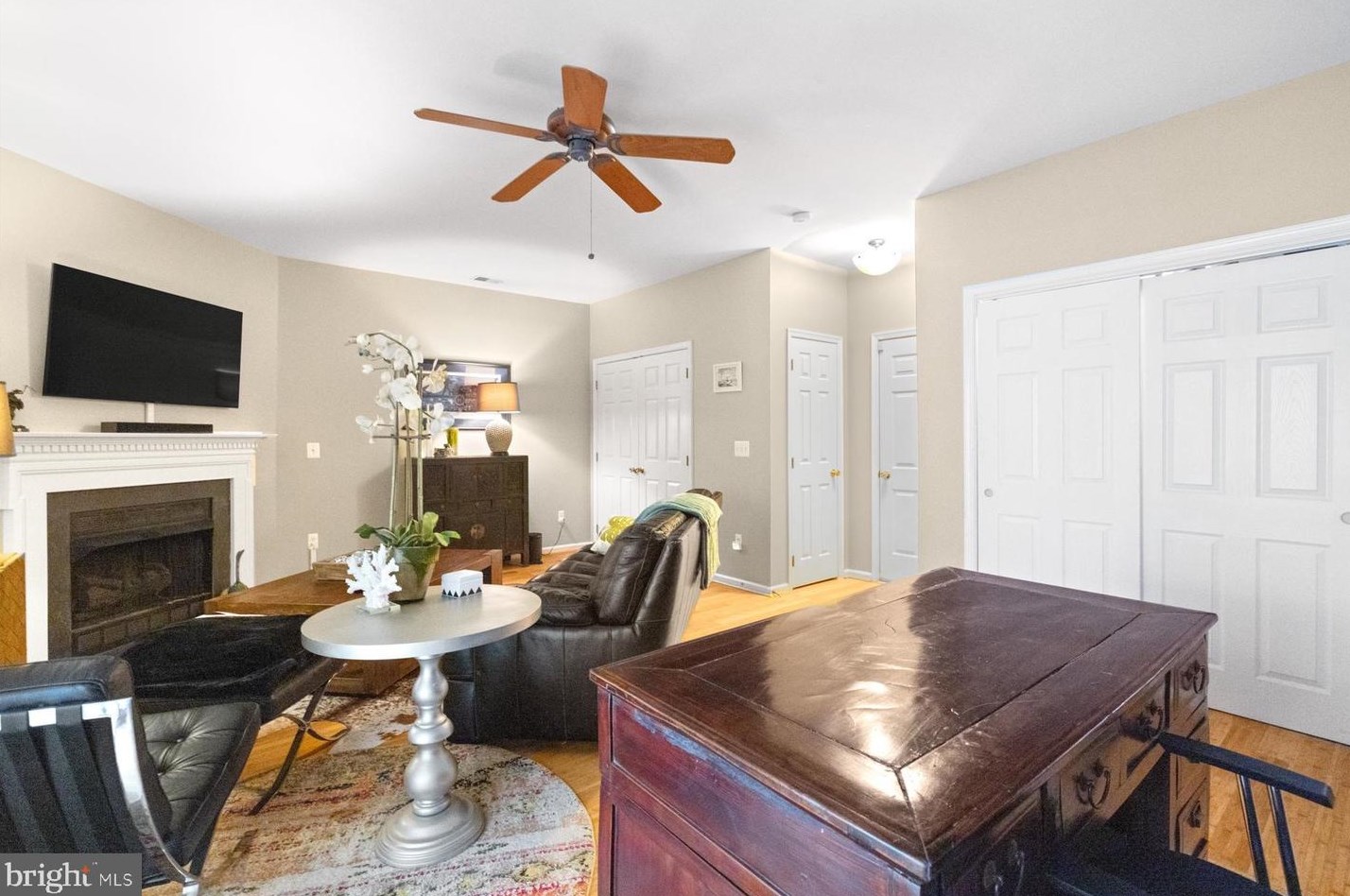 5146 Ballycastle Cir, Alexandria VA 22315-5546 exterior