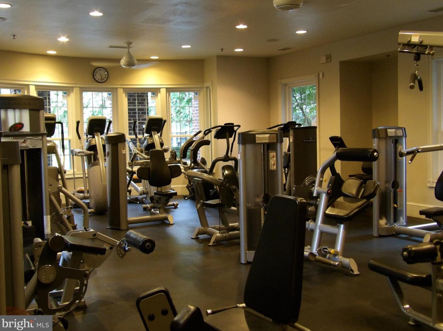 1521 Spring Gate Dr, Mc Lean VA  10208-3413 exterior