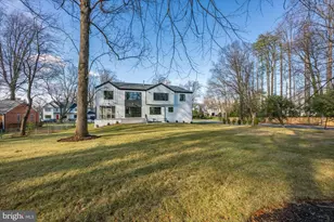 627 Hine St SE, Vienna, VA 22180 - Photo 3