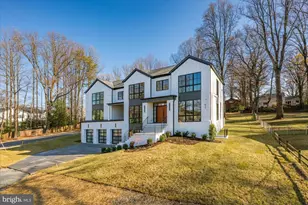 627 Hine St SE, Vienna, VA 22180 - Photo 101