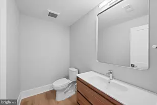 627 Hine St SE, Vienna, VA 22180 - Photo 91