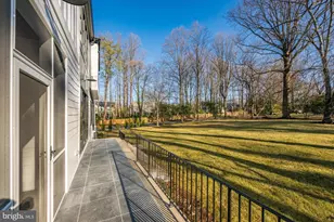 627 Hine St SE, Vienna, VA 22180 - Photo 97